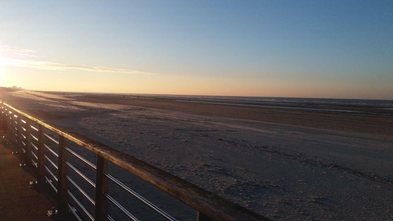 Neptunus De Panne Apartment Екстериор снимка